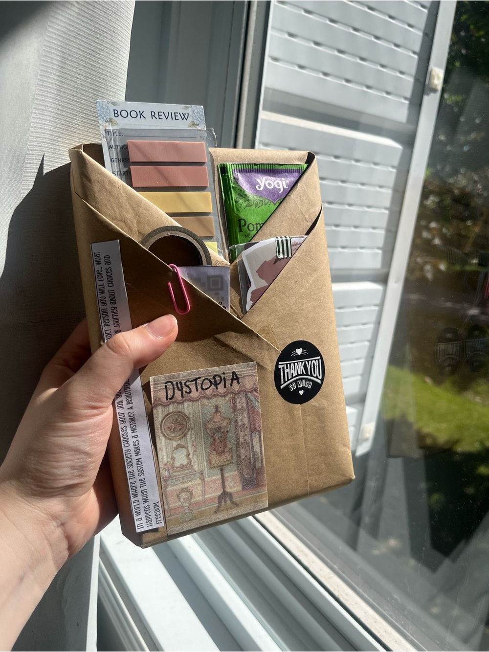 ⭐️Blind date with a book - Dystopia⭐️